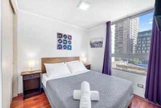 Central Suite 1D - 3 people with Desk - 1