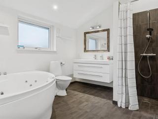 Holiday Home Siegfried - 300m to the fjord by Interhome - 5