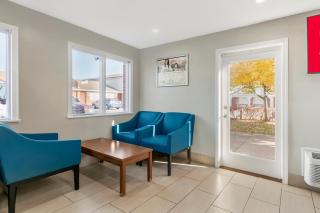 HomeTowne Studios by Red Roof Georgetown, KY - 4