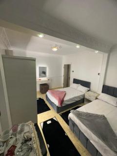 Pyramids essence view - 1