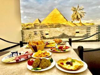 Pyramids essence view - 3