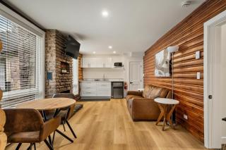 Elkhorn Lodge Vacation Rentals - 8