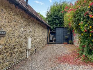 Pilsbury Cottage - 1