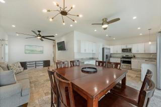 A Wave From It All - Beach Cottage with Private Pool & Outdoor Area - 9