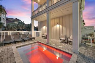 Aria Del Mare - Beach House with Ocean Views & Private Pool Area - 0