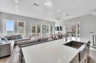 Aria Del Mare - Beach House with Ocean Views & Private Pool Area - 4