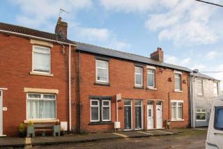 Brooklyn Flat- Upstairs Flat - 1