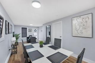 Welcome To Our Modern 2Bdrm,1Bth w, Laundry,BBQ - 9