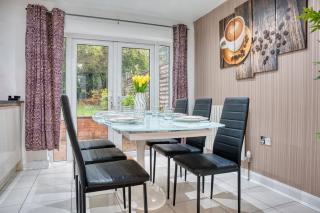 3 Bedrooms Sleeps 7 Free Parking - 2