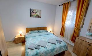 Skanderbeg Square Apartments - 9