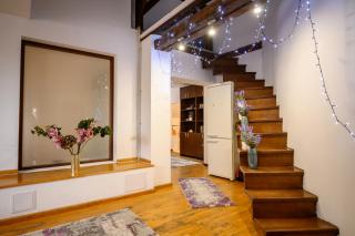 Lavender Attic w AC working desks - 6