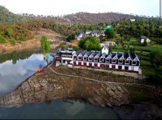 Pandav Meditation and Tourist Palace - 0