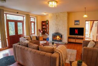 The ForestBound Cottage - 8