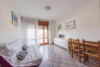 Nice apartment with balcony and view - 3