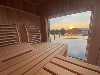 Exklusives Hausboot - Sauna, Sonnendeck & privates Beiboot - 7