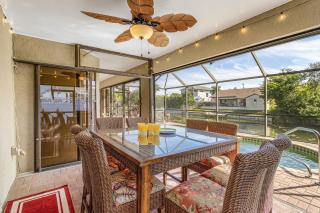 Sunny Canal Retreat with Heated Pool & Views - Villa Suenos del Sol - Roelens - 4