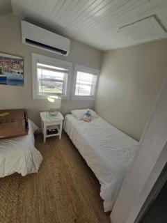 Seaside Cottage 180 Views - 9