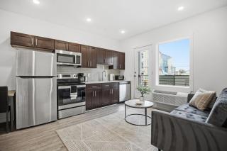 1BR1BA apartment in the Fairmount Square building - 8