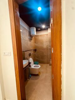 Rishikesh Sadan Studio- Best stay in Tapovan , Guests Favourite,Travellers Delight!! - 3