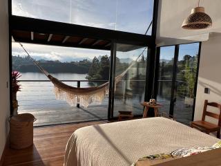 Villa de lujo frente a la represa del Peñol - 0