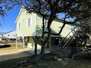 KH4231- Cocktails And Dreams - Kitty Hawk - 8