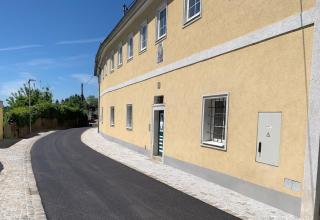 Yellow House Apartments - Top 5 - 7