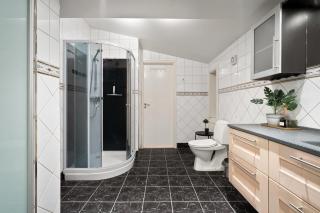 Elegant Large Apartmant -Tromsø City Center - 3