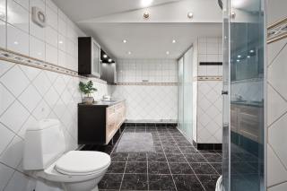 Elegant Large Apartmant -Tromsø City Center - 4