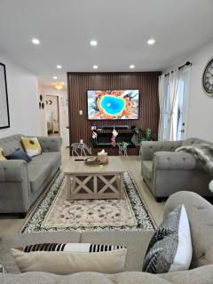 Riverfront Cottage Sauna Canoe Included Kids Playroom Nature Escape - 9