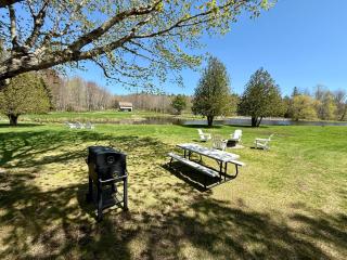 Eden Village Motel and Cottages - 9