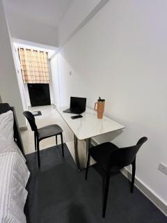 UrbanPulse - Studio Apartment 5 minutes to CBD, Parklands and Westlands - 1