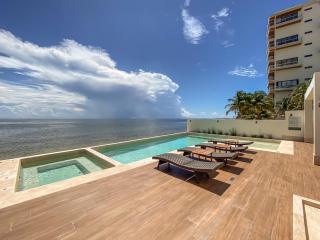 Distrito Puerto by Andiani Travel - 1