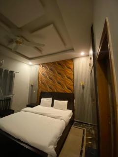 Room Available for rent in G-13 Islamabad - 4