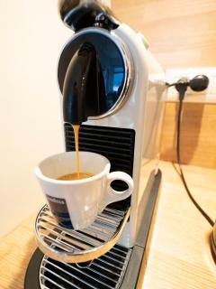 Apartment Madeline - Stunning Lake View with a Pool and a Private Parking - 2