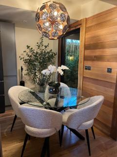 White River Retreats luxury lodges with Private Wood Fired Hot Tub - 3