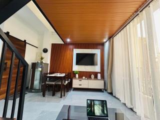 Tim's Guest House - 6