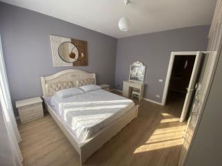 Cherry Apartments - 4