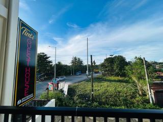 Tim's Guest House - 9