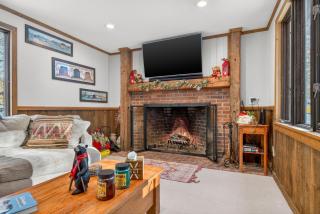 Killington Chalet with Hot Tub, Patio and Views - 3