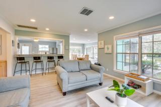 Relax on the Grand River! Bright Waterfront Home - 8