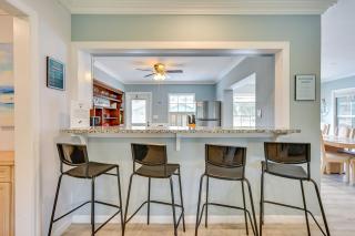 Relax on the Grand River! Bright Waterfront Home - 5