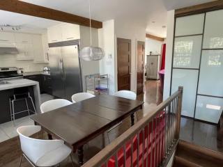 Chouette loft urbain avec foyer - 3