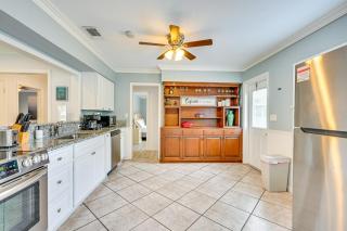 Relax on the Grand River! Bright Waterfront Home - 3