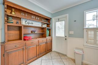 Relax on the Grand River! Bright Waterfront Home - 2