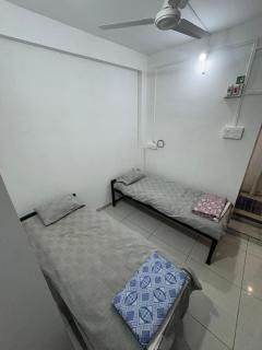 Mahayaatri Niwas - 3