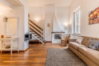 Il Palazzetto di Via della Frezza - Rome - 6