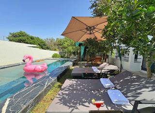 private villa with swimming pool - 8