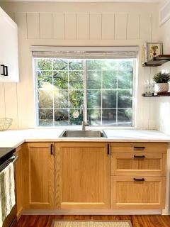 Spacious & Family Friendly Mountain Base Stay - The Grouse Hideaway - 9