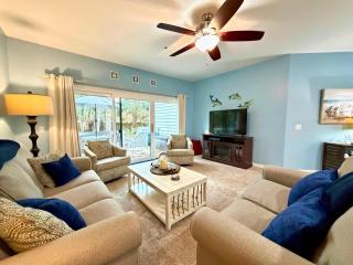 Lovely 3 Bed3 Bath Pet FriendlyVilla - Walk to the beach pools and tennis #75 Ocean Breeze - 9