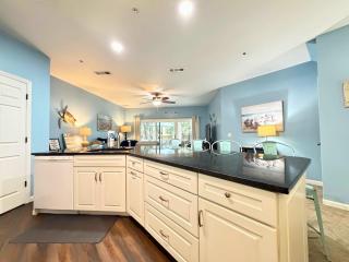 Lovely 3 Bed3 Bath Pet FriendlyVilla - Walk to the beach pools and tennis #75 Ocean Breeze - 6